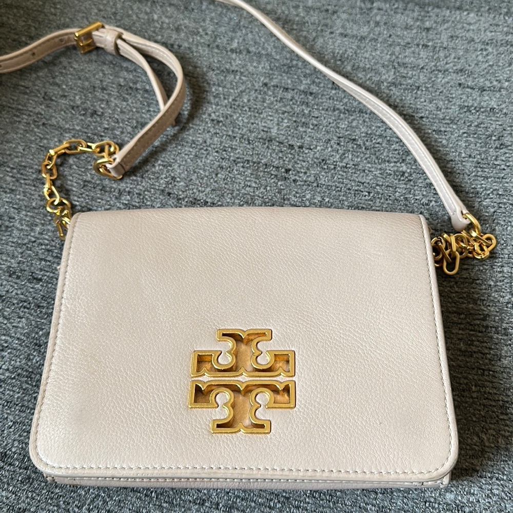 Tory Burch pale pink crossbody bag